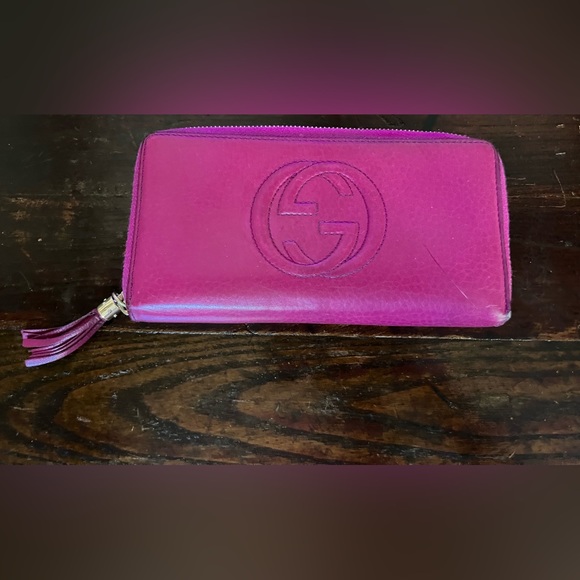 Authentic Gucci Soho Zip Wallet in Pink (Barbie Vibes!) Pebble Leather w Tassel - Picture 2 of 13